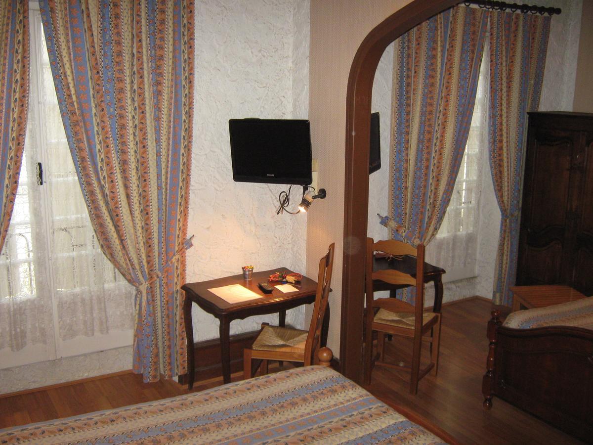 Logis Hotel Restaurant La Chaumiere Tournon-sur-Rhone Eksteriør bilde